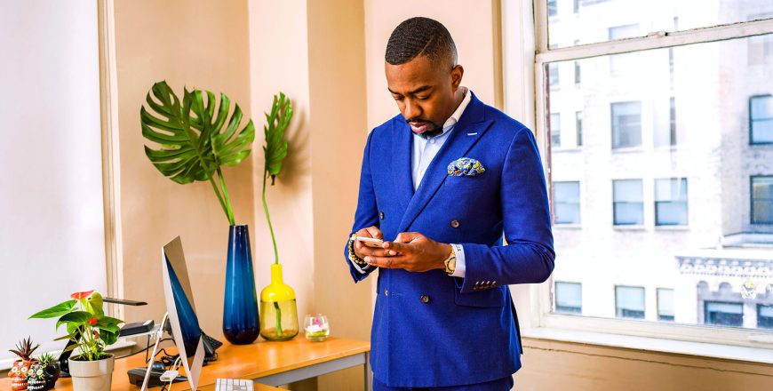 DEVELOPING & IMPLEMENTING STRATEGIC MARKETING PLANS